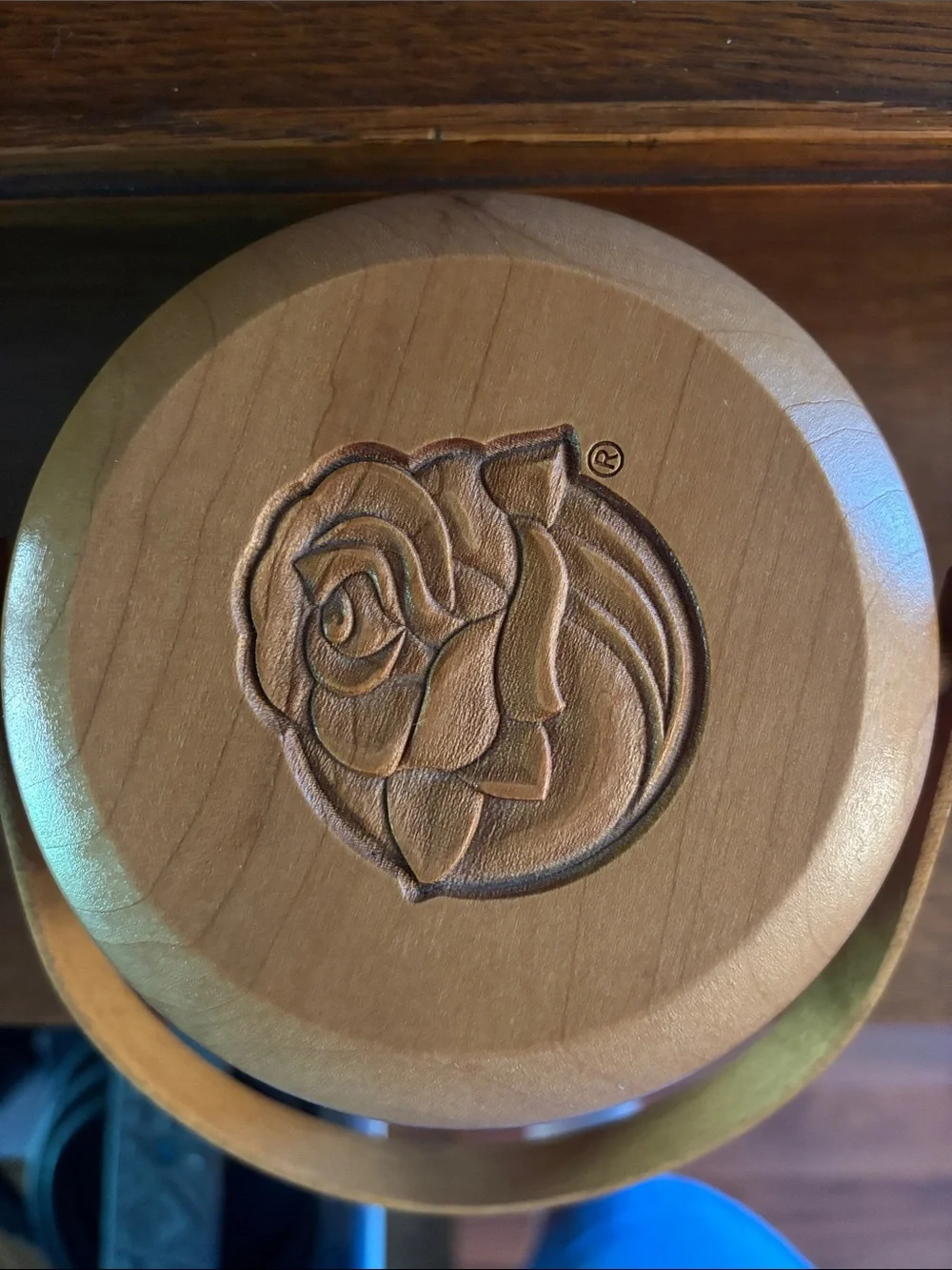 Longaberger 2004 Tournament of Roses Basket with lid, liner, protector.